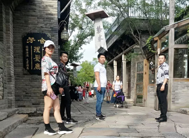 乾港集團商務部優(yōu)秀經理人旅游活動 乾港集團商務部優(yōu)秀經理人旅游活動